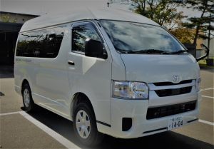 デイサービスセンター送迎車