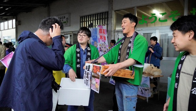 「花たびそうや号」今年もみんなでお出迎え！3