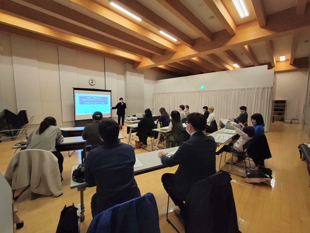 心の発達と描画活動を学ぶ4